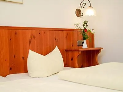 Brauereigasthof Gut Forsting Szálloda